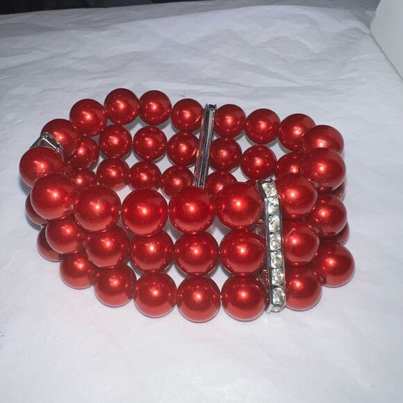 Vintage Red Faux Pearl and Rhinestone Three Band Stretch Bracelet - Picture 5 of 8